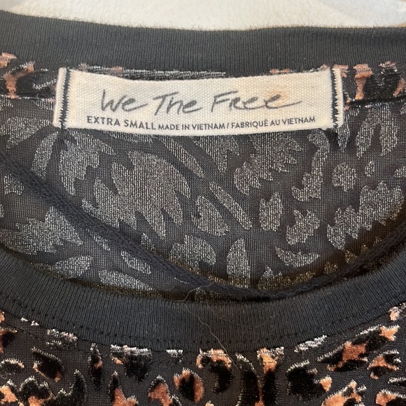 We The Free Black and Brown Burnout Short SleeveTop Sz. XS-See Measurements EUC - Picture 2 of 7